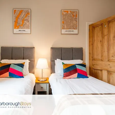 - Mayville סקארבורו