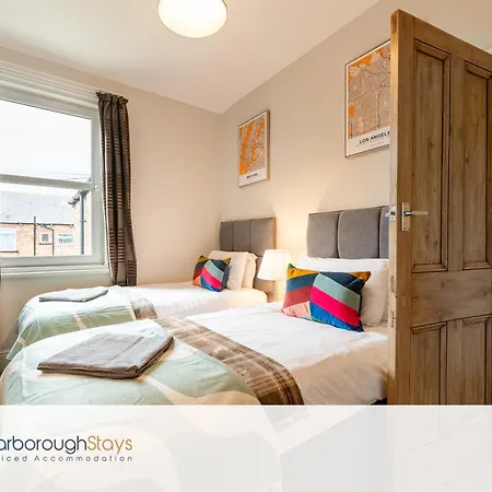 בית נופש - Mayville סקארבורו