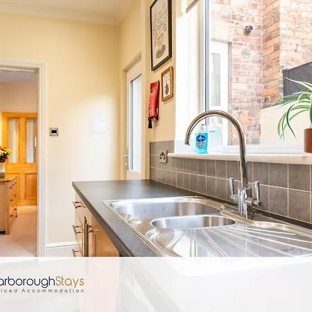 בית נופש - Mayville סקארבורו