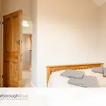 - Mayville Σκάρμπορο